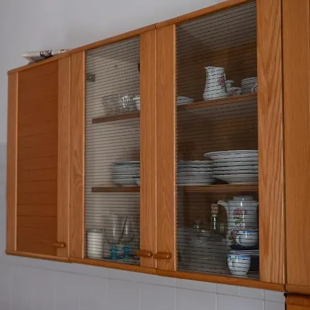 Peaceful Family Apartment, Near Metro Apartament