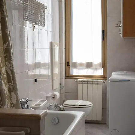 Apartament Peaceful Family Apartment, Near Metro Rzym